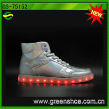 2016 zapatos ligeros de la moda LED cobrable